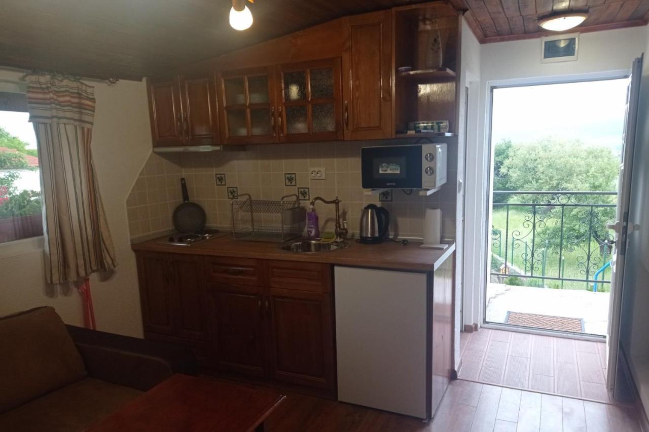 Семейна Къща Лазарови Sapareva Bania Exterior foto