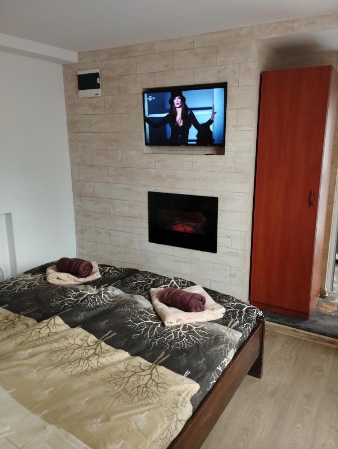 Семейна Къща Лазарови Sapareva Bania Exterior foto